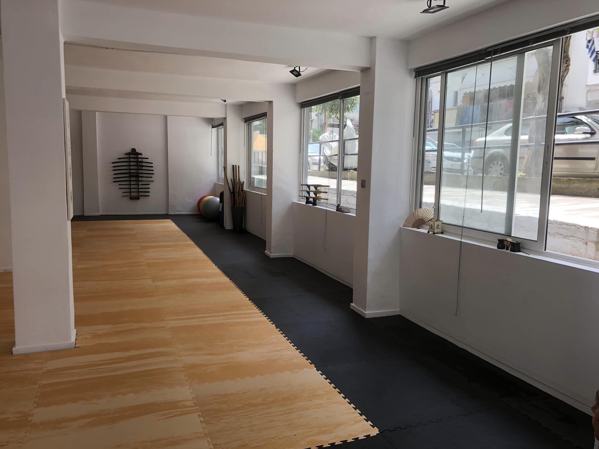 The inside of Shizentai